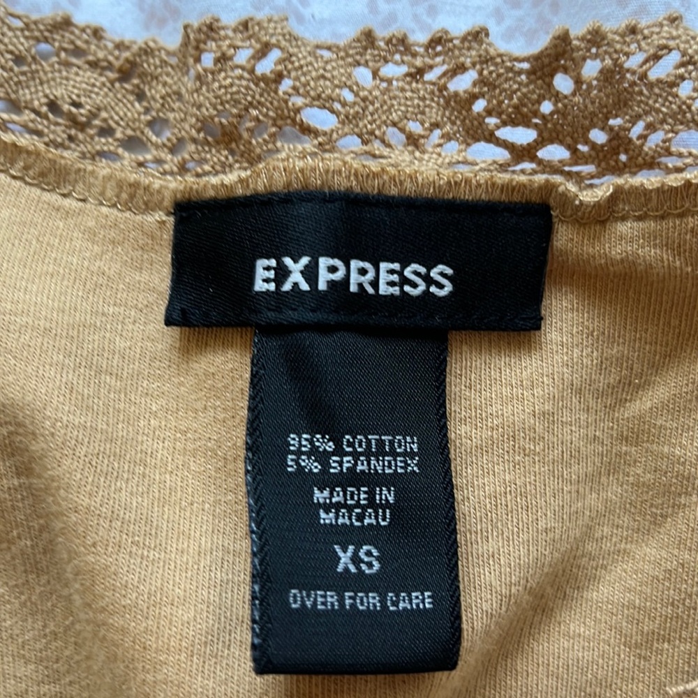 Camel colored lace V-neck top - Picture 10 of 11